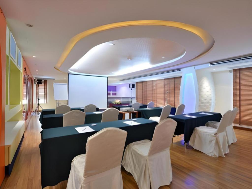 Hip Hotel Bangkok Eksteriør bilde